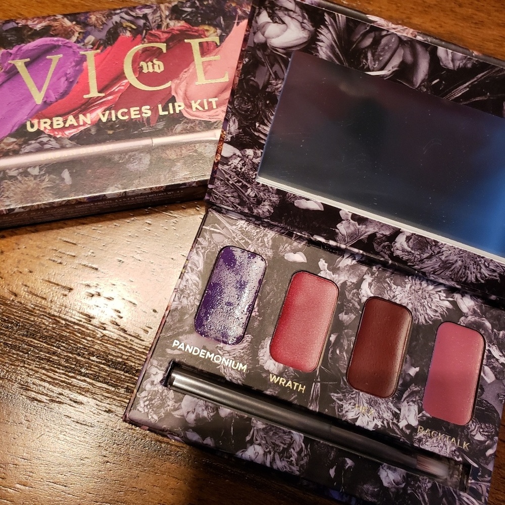 Urban Decay Vices Lip Kit
